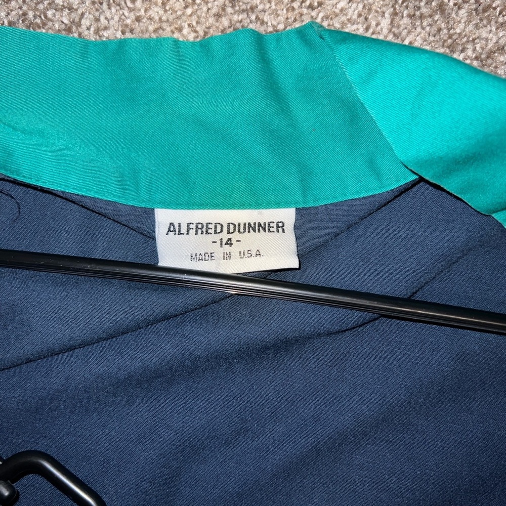 Color block jacket - Picture 3 of 3